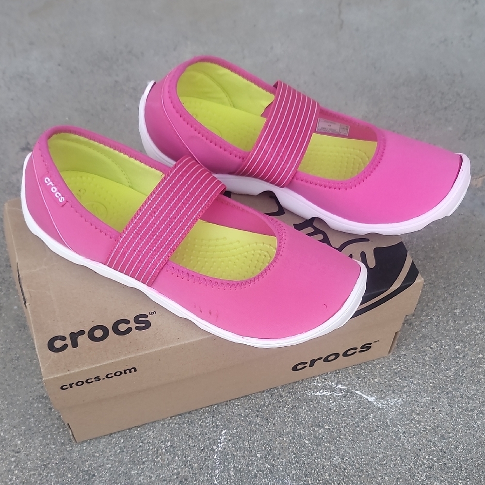 CROCS Pink Shoes